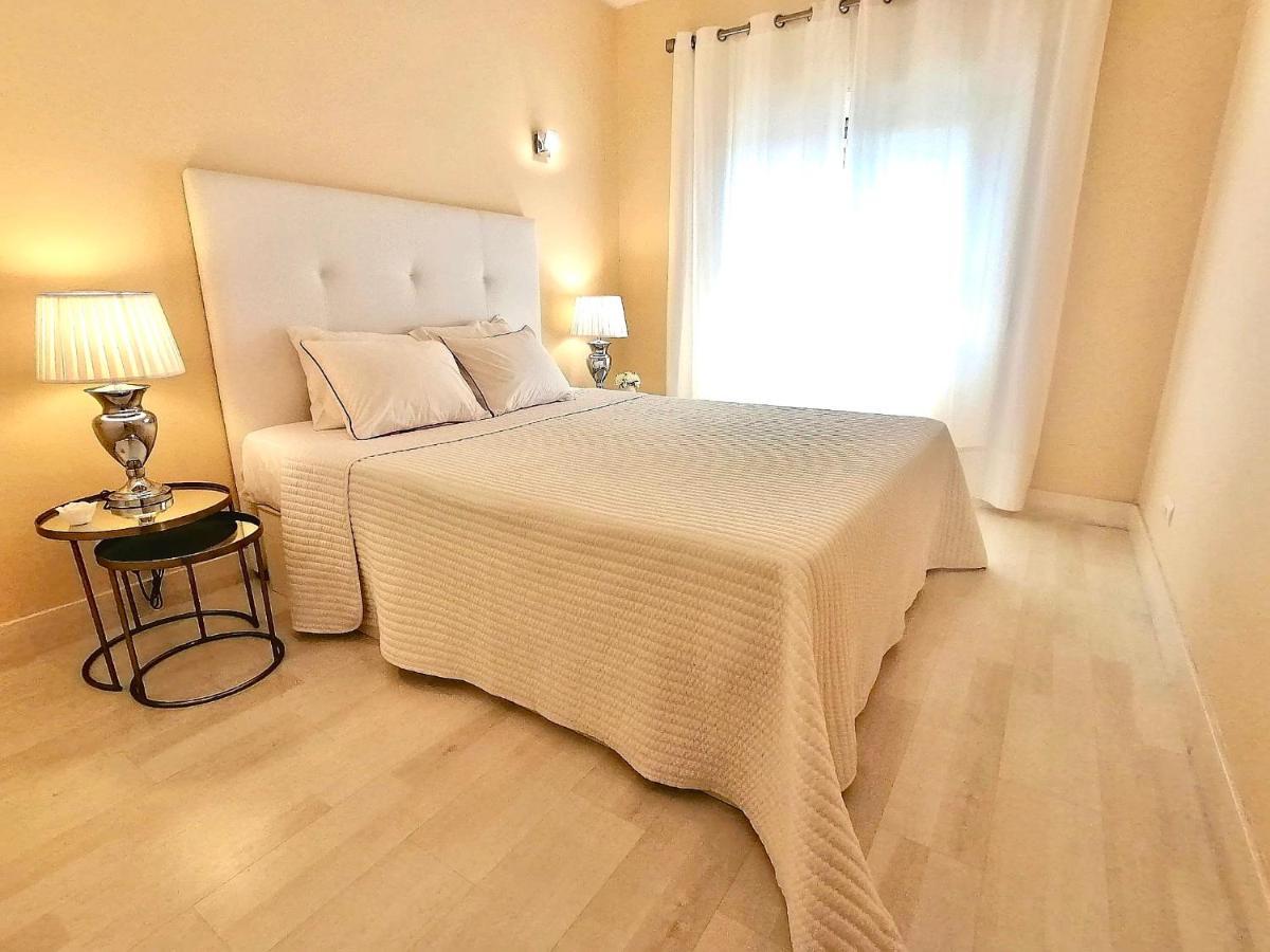 Beachfront Seaview Litoralmar Apt, Fast Wifi, Airco, Pool, Private Parking Портиман Екстериор снимка