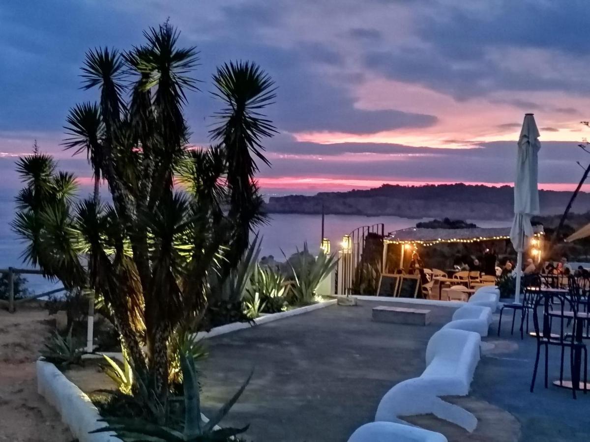 Beachfront Seaview Litoralmar Apt, Fast Wifi, Airco, Pool, Private Parking Портиман Екстериор снимка